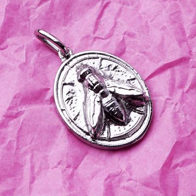 Preview: Talisman Biene, versilbert mit 999er Feinsilber, Amulett M